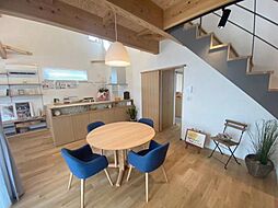 栃木市総合運動公園東　９号棟　モデルハウス 3LDKのリビング/ダイニング