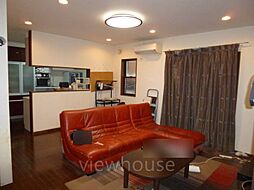 真岡市亀山　中古住宅 4LDKのリビング/ダイニング