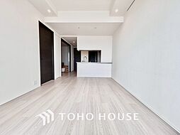 【LIVING】◆陽光◆が差し込む。この開放的なLDKに家族の笑顔が集う。家族が一緒に過ごす空間は明るく、そして居心地よく。