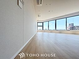 【LIVING】◆陽光◆が差し込む。この開放的なLDKに家族の笑顔が集う。家族が一緒に過ごす空間は明るく、そして居心地よく。