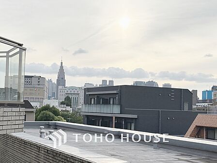 【BALCONY】◆Open new door◆扉の向こうには青空が広がっている。