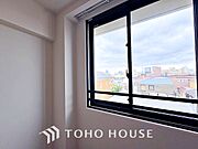 使いやすく、明るい洋室に仕上がります。子供部屋や趣味のお部屋にご利用できます。ご自身で家具などを配置し、素敵な空間を創り上げられます。