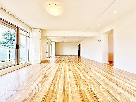 【リビング】明るいリビングこそ居心地のいい暮らしが待っているのだと思う。