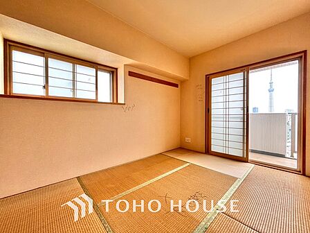 使いやすく、明るい洋室に仕上がります。子供部屋や趣味のお部屋にご利用できます。ご自身で家具などを配置し、素敵な空間を創り上げられます。