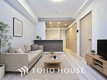 【LIVING】※この画像の家具の配置には、生成AIによる加工を施しております。なお、家具や調度品は、販売価格に含まれません。