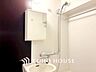 洗面：【WASHROOM】◆快適◆煌びやかな暮らしの中にも忘れたくない快適さ。大きな収納が助けてくれます。
