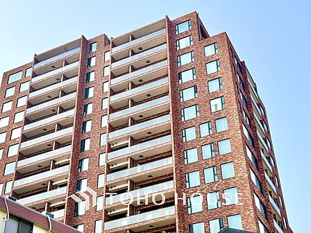 【House of the Sun】駅も近く通勤通学に利便性のある立地。短縮された時は家族と共に過ごす時間に。穏やかな時間は何物にも代えがたいリラックスタイムになることでしょう。