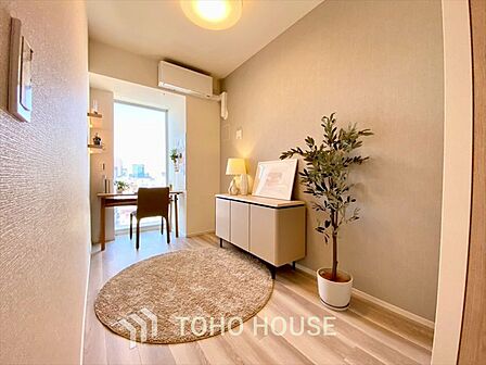 【PRIVATE ROOM】◆属毛離裏◆子は父を手本とし、母に愛育されて成長する。家族の深い繋がり。いつまでも大切にしたい。