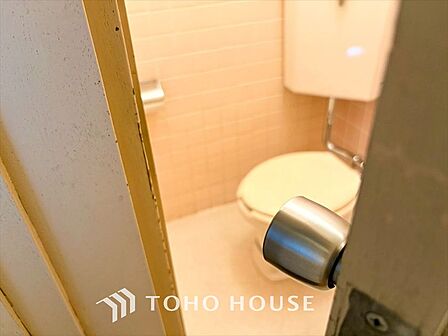 現在改装中◆快適◆な生活に不可欠。節水型の高性能トイレを新設。