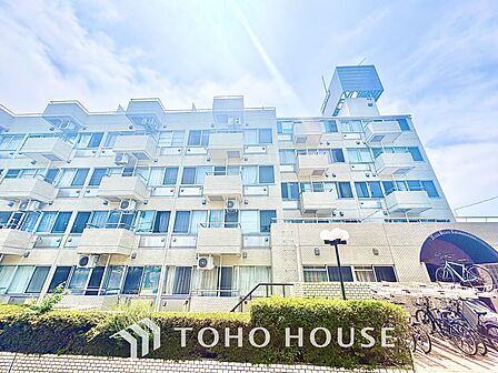 使いやすく、明るい洋室に仕上がります。子供部屋や趣味のお部屋にご利用できます。ご自身で家具などを配置し、素敵な空間を創り上げられます。