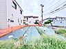 外観：◆居心地のいい暮らし◆には欠かせない眩い採光。ゆったりとした幅の窓からこの空間に降り注ぐ採光が絶えない。明るいリビングこそ居心地のいい暮らしが待っているのだと思う。