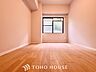 洋室：【PRIVATE ROOM】◆プライベートな時間◆な暮らしにはこの空間が必要。家族のふれあいも大切にしつつ、自分の空間も大切にしたい。