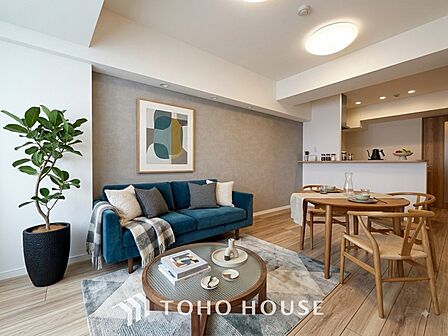 ※生成AIによるイメージです。家具・小物は販売価格に含まれません。忙しい朝でも、しっかり家族が揃って食事をして頂けるゆとりある大きさのダイニングスペース。