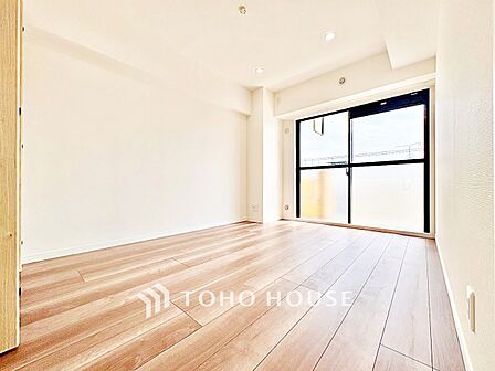 【リビング】食事も団らんもくつろぎも、この空間が暮らしの中心に。
