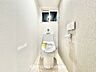 トイレ：◆トイレ◆トイレも全て新品に交換されており、清々しく新生活を始めることができます。白基調の清潔感のある空間に生まれ変わりました。