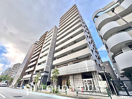 【APPEARANCE】◆ここが居場所◆家族みんなが集うこの場所で、あなただけのSTORYを。※この画像の家具の配置には、生成AIによる加工を施しております。なお、家具や調度品は、販売価格に含まれませ