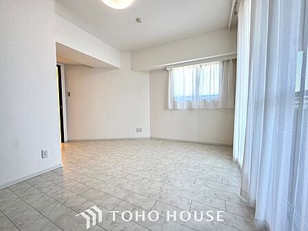 【Quietness】プライベートなお部屋では静かに時を過ごしたい。読書をして、物思いにふける・・光りに満たされた安らぎの空間をがここにはあります。