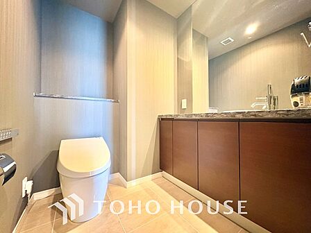 【TOILET】◆快適◆な生活に不可欠。節水型の高性能トイレを新設。