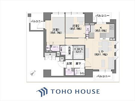 ◆居心地のいい暮らし◆には欠かせない眩い採光。ゆったりとした幅の窓からこの空間に降り注ぐ採光が絶えない。明るいリビングこそ居心地のいい暮らしが待っているのだと思う。