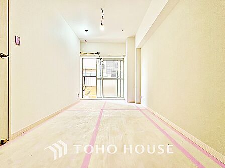 【リビング】開放感のあるリビングは、日常の心地よくしてくれます。