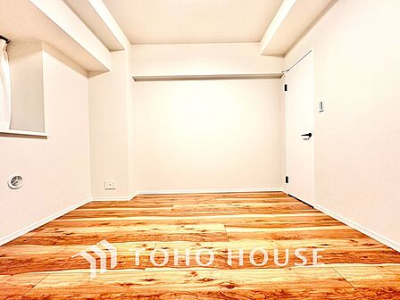 【居室】主寝室としても、お子様のお部屋としても使いやすい一室です。
