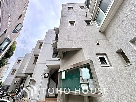 【APPEARANCE】◆眩い◆光が燦々と入り、家族の笑顔を照らす。「いつまでも続いて」と願う夢のような毎日がここにある。