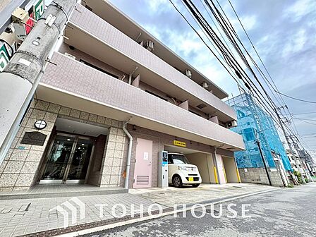 【APPEARANCE】◆眩い◆光が燦々と入り、家族の笑顔を照らす。「いつまでも続いて」と願う夢のような毎日がここにある。