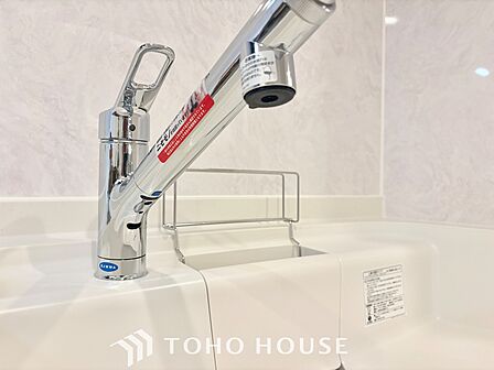 【Kitchen】キッチンは家族の絆を育む大切な空間。シンプルで使い易いSystemKitchenで愉しく作る料理は愛情のある美味しいご馳走に。