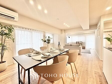 「想像していた以上に広い」が写真を撮っているときの感想です。家事動線に配慮したプランによりご家族がくつろげる明るく広い空間が確保できました。