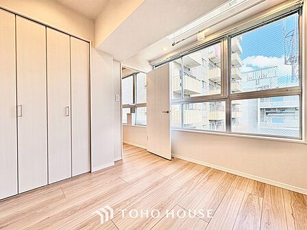 ◆色彩◆この空間に放たれた光は華美なまでに演出されたデザイン。流れる時をより芳醇なコーヒーの様な色彩奏でるアダージョ。そして情景豊かな作品のような暮らしがイメージできる。