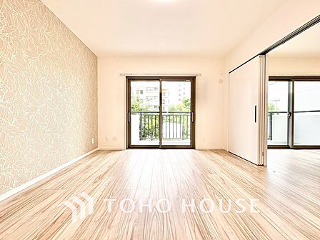 【居室】主寝室としても、お子様のお部屋としても使いやすい一室です。