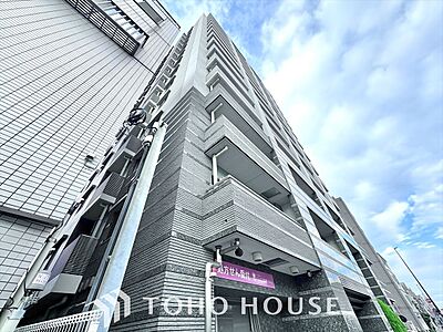 外観：漂う上質な空気感、マンションに入れば「おかえりなさい」と笑顔で迎えてくれるエントランス。最良の心配りを感じるマンションでした。