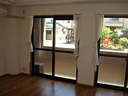 シャインウェーブmiyagoshi 203 2階1LDKのリビング/ダイニング