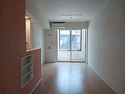 ウェスタン・ヴィラ 102 1階1LDKのリビング/ダイニング