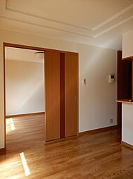 グランディール猪爪II 203 2階2LDKのリビング/ダイニング