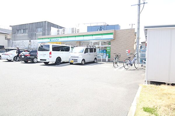 画像23:ファミリーマート　名古屋西高校前店