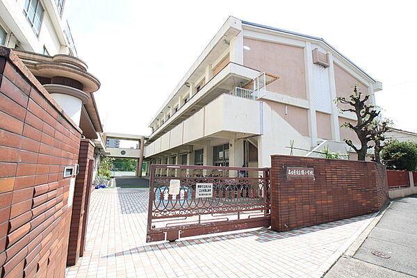画像18:名古屋市立榎小学校