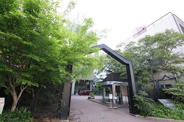 名古屋文化短期大学