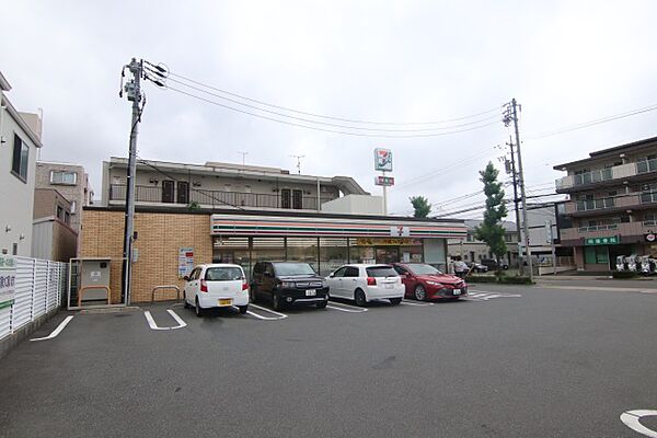 画像21:セブン−イレブン　名古屋五才美町店