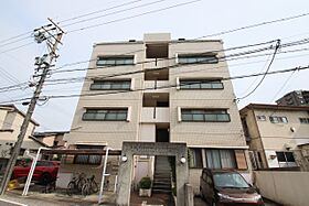 ラ・パンプルムース 4B ｜ 愛知県名古屋市名東区高柳町（賃貸マンション3LDK・4階・76.18㎡） その1