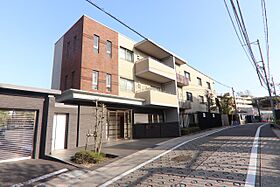 レザンドール東山元町 201 ｜ 愛知県名古屋市千種区東山元町２丁目（賃貸マンション2LDK・2階・87.33㎡） その1