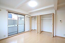 メゾンハナブサ 102