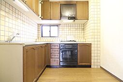 WIN大須 201 2階5LDKのリビング/ダイニング