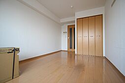 ニューシティアパートメンツ円上町 905 9階1Kのリビング/ダイニング