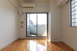 アーデン春岡 401 4階1Kのリビング/ダイニング