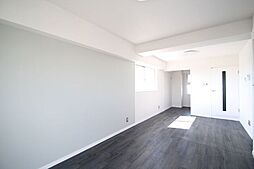 カーサ小幡 402 4階1LDKのリビング/ダイニング