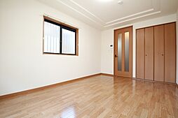 メゾン・リヴィエール 202 2階1Kのリビング/ダイニング