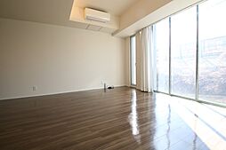 コレクション名駅III 805 8階ワンルームのリビング/ダイニング