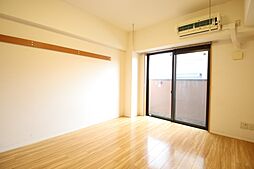 グラン・シャリオ日比野 103 1階1Kのリビング/ダイニング