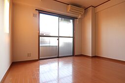 グランドゥール古出来 602 6階1Kのリビング/ダイニング